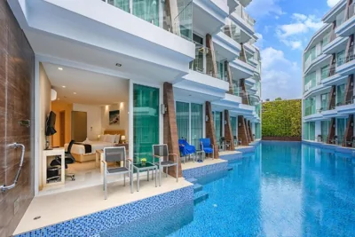 Deluxe kamer met toegang tot het zwembad — The Beachfront Hotel Phuket