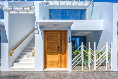 The Beachfront Hotel Phuket – Foto’s 9