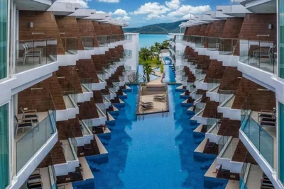 The Beachfront Hotel Phuket – Foto’s 11