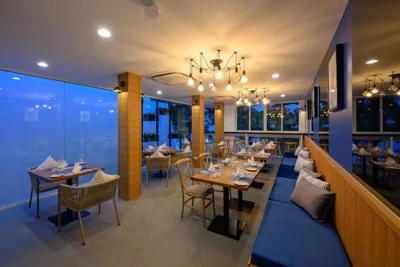 The Beachfront Hotel Phuket – Foto’s 13